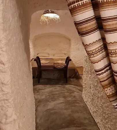 Cuevas Coloraos - El Bandido Villanueva de las Torres
